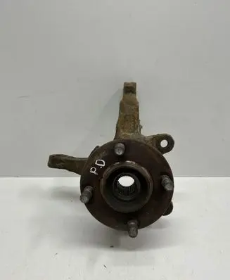 Nissan Note (E12) Front wheel hub spindle knuckle