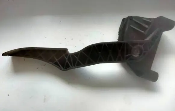 Opel Zafira B Accelerator throttle pedal 9202341 6PV00811400