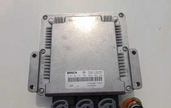 Mitsubishi Space Star Engine control unit/module 8200319959 0281011611