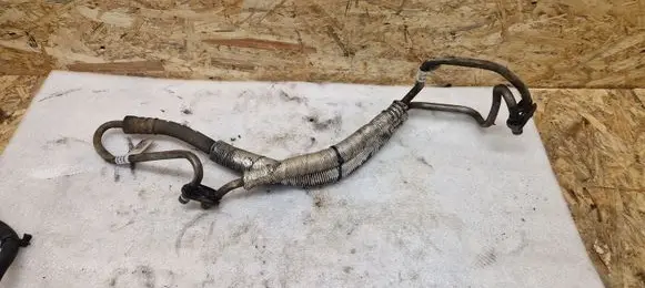 Opel Zafira B Power steering hose/pipe/line 13122702 114820 7041133411