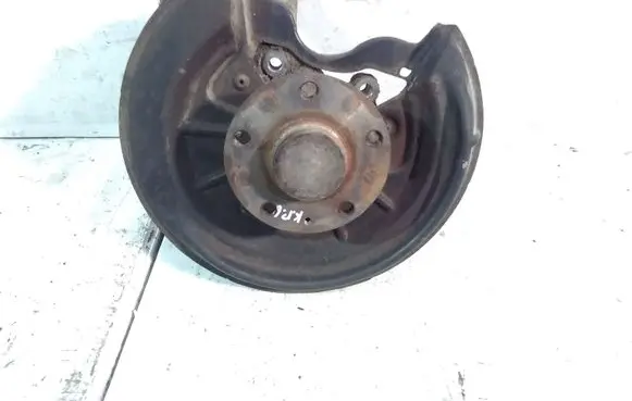 Skoda Octavia Mk2 (1Z) Rear wheel hub spindle/knuckle 