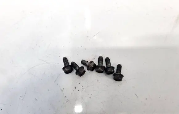 KIA Ceed Nuts/bolts 