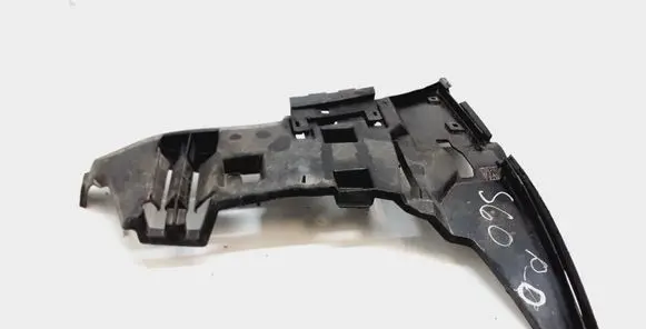 Volvo S60 Front bumper mounting bracket 09190304
