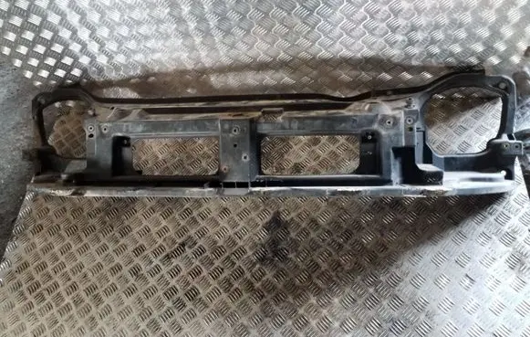 Opel Vivaro Radiator support slam panel 8200274224 93851708