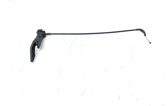 Engine bonnet (hood) release handle