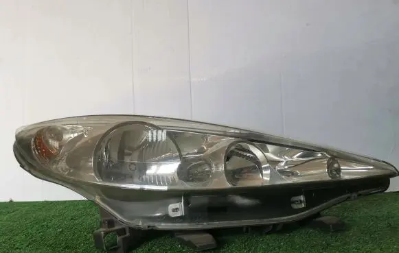 Peugeot 207 Headlight/headlamp 89045700