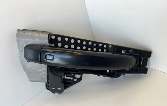 Audi A1 Front door exterior handle 8T0837167A
