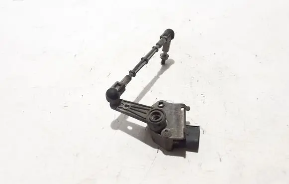 Porsche Cayenne (9Y0 9Y3) Rear air suspension level height sensor 4M0941310H