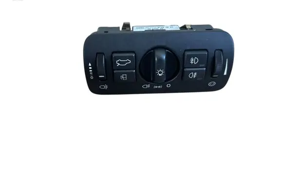 Volvo V70 Light switch 30739415 04066302