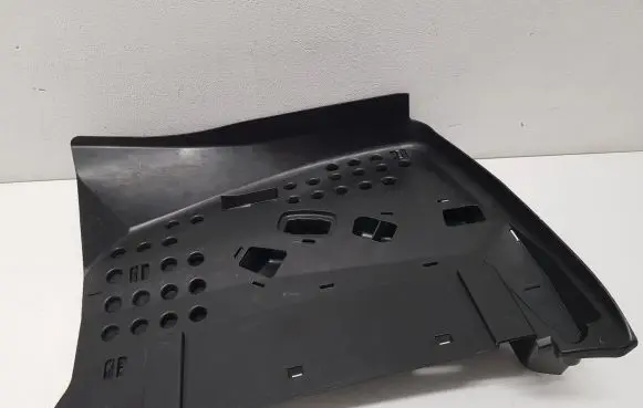 Mercedes-Benz C W205 Dashboard lower bottom trim panel A2056800407 A205680040711