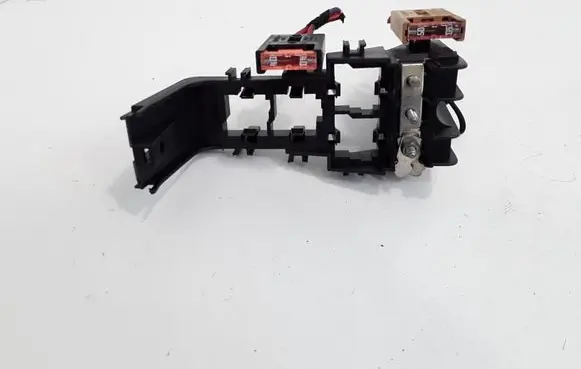 Audi A4 S4 B6 8E 8H Relay mounting block 8E0937503B
