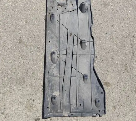 Volkswagen T-Roc Side bottom protection 5Q0825271A