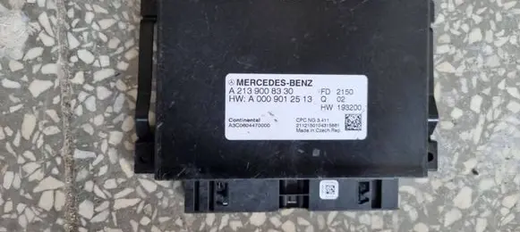 Mercedes-Benz E W213 Gearbox control unit/module A2139008330