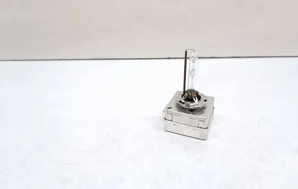 BMW 3 E92 E93 Xenon bulb D1S