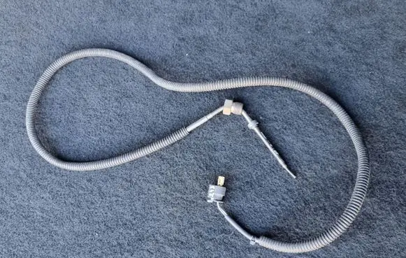 Mercedes-Benz A W176 Exhaust gas temperature sensor A0009050701