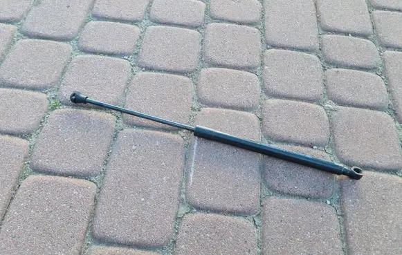 Renault Captur II Front bonnet/hood damper/strut 904507649R