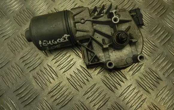 Peugeot 308 Wiper motor 0390241869 V1197