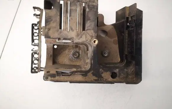 Volkswagen PASSAT B6 Other exterior part 1K0907361