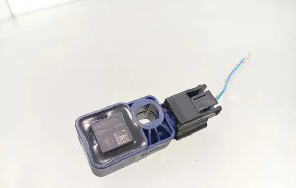 Dacia Sandero II Airbag deployment crash/impact sensor 988304337R