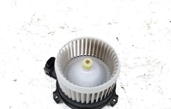 Toyota Hilux (AN120, AN130) Heater fan/blower