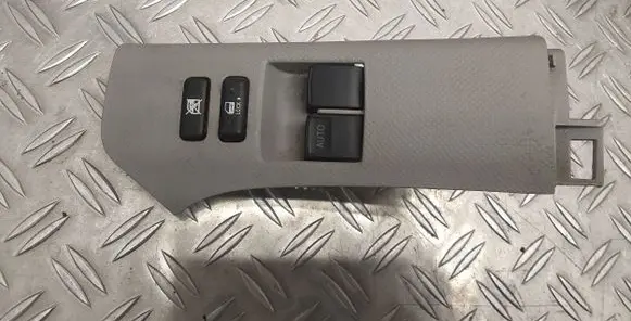 Toyota Yaris Electric window control switch 742320D110