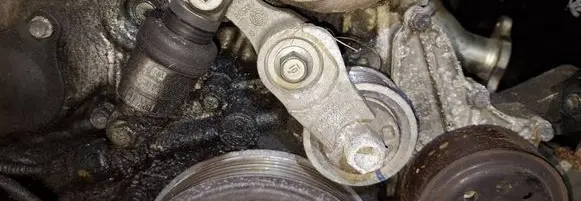Honda CR-V Generator/alternator belt tensioner f58059805