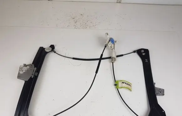 Mercedes-Benz CLK A209 C209 Front window lifting mechanism without motor 990972XXX