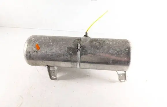 BMW 7 G70 Air suspension tank/reservoir 37205A67193