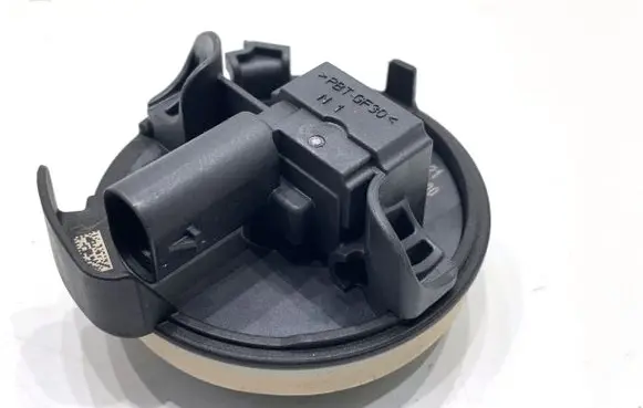 BMW 5 G30 G31 G38 Airbag deployment crash/impact sensor 9496820