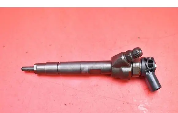 BMW 5 F10 F11 Fuel injector 0445110617