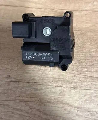 Toyota Corolla Verso AR10 Air flap motor/actuator 1138002051