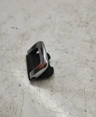 Peugeot 508 RXH Tie down hook / loop 
