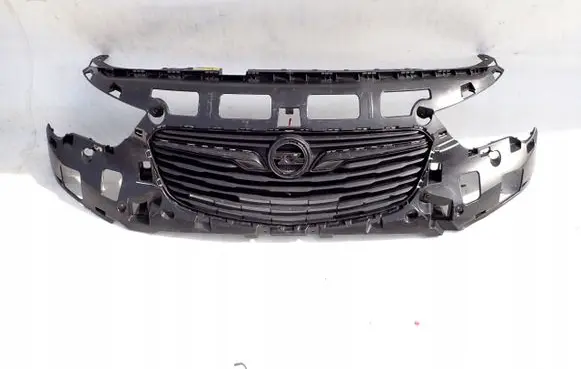 Opel Combo E Front bumper upper radiator grill