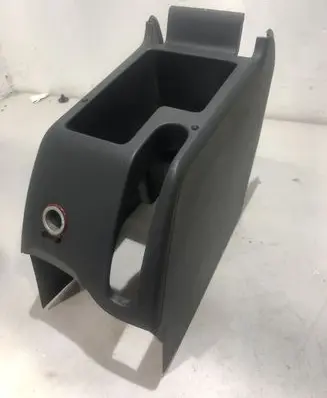 Volkswagen Golf V Center console 1K5863323