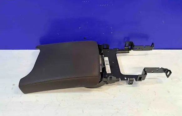 Jaguar XJ X351 Armrest AW93519D18A02