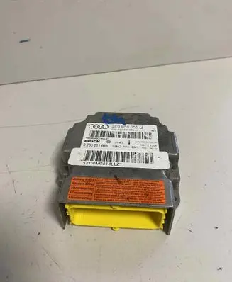 Audi A4 S4 B7 8E 8H Airbag control unit/module 8E0959655G 036M0014LL 0285001668