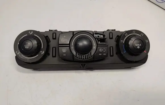 BMW Z4 E85 E86 Climate control unit 64116947731 64116949563 64119129440