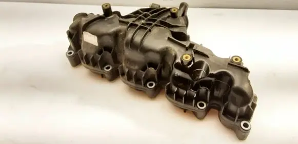 Volkswagen PASSAT B7 Intake manifold 03L129711AN