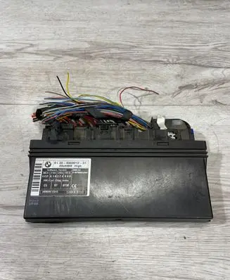 BMW 5 E60 E61 Comfort/convenience module 6969012 5WK49110 61022400