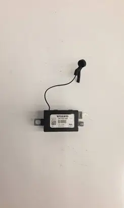 Volvo C30 Aerial antenna amplifier 30752169