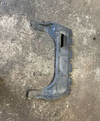 Seat Ibiza IV (6J,6P) Engine splash shield/under tray 6R0825237D
