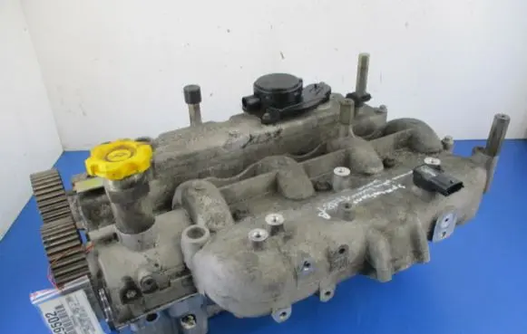 Chrysler Grand Voyager IV Engine head 90352040F