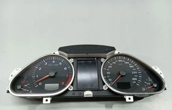 Audi A6 S6 C6 4F Speedometer (instrument cluster) 5550007301