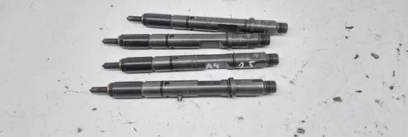 Audi A4 S4 B6 8E 8H Fuel injectors set 059130201F 0432133795