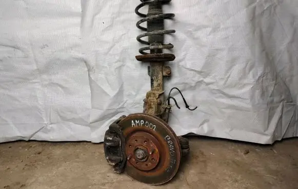 Fiat Bravo Front wheel hub spindle knuckle 150KM