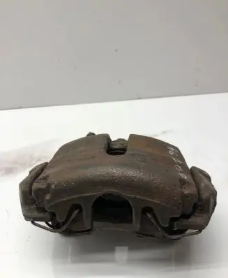 Volkswagen PASSAT B6 Front brake caliper