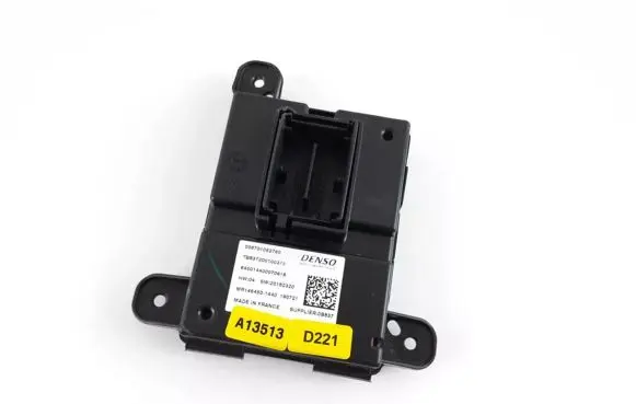 Maserati Levante Air conditioner control unit module 6701052760 006701052760