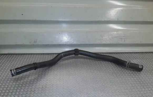 Opel Insignia A Engine coolant pipe/hose 13232703