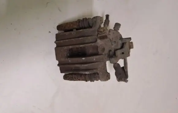 Skoda Fabia Mk2 (5J) Rear brake caliper