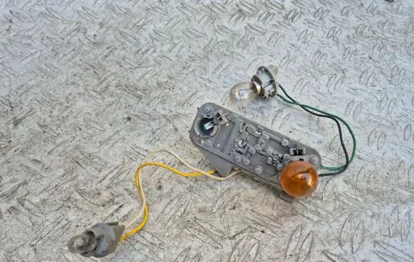 Toyota Yaris Tail light bulb cover holder